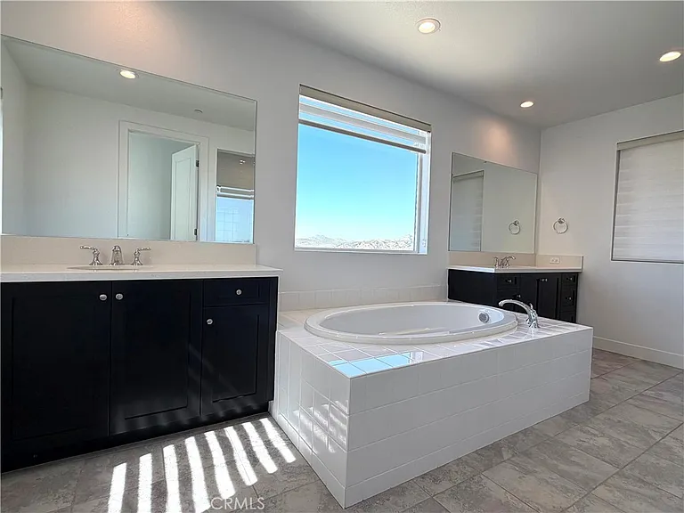 20756 W Bluebird Ct — Photo 24