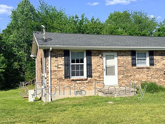 3rd image of 2121 Bracey Cir Unit A