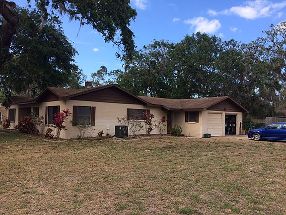4th image of 1311 Live Oak St