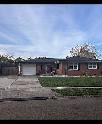 2nd image of 519 Southland Dr