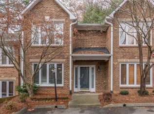 1989 Winding Ridge Ct, Winston Salem, NC 27127