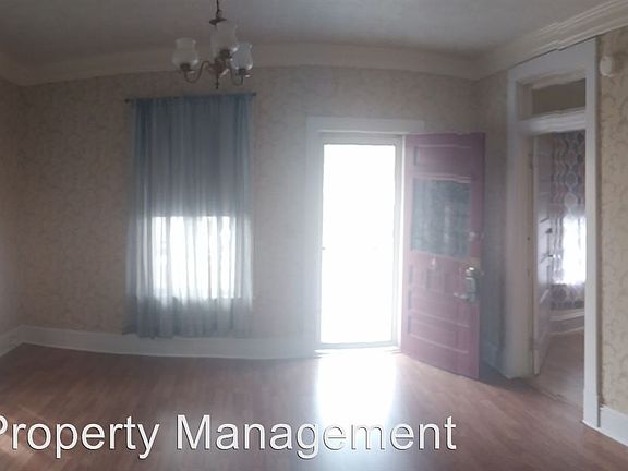 4th image of 4320 King St