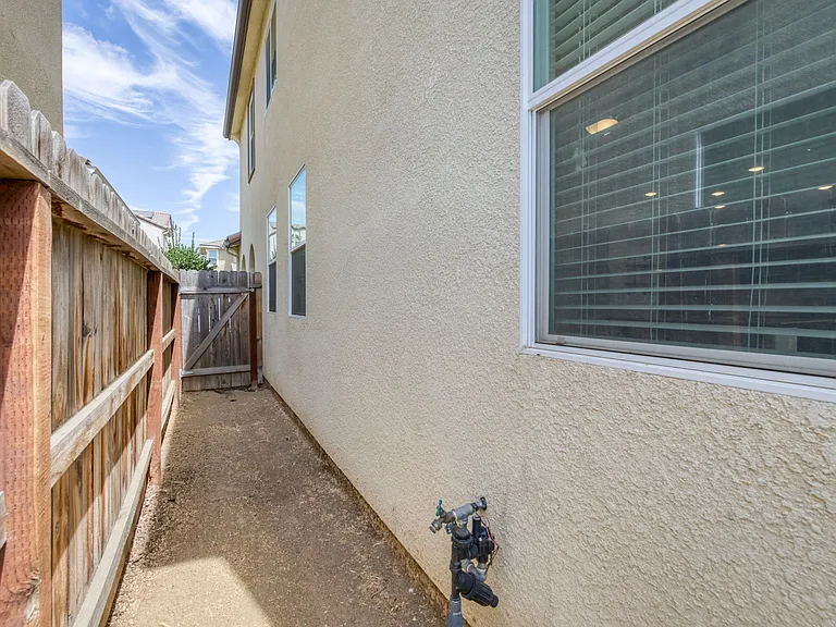 3654 Parkstone Way — Photo 37