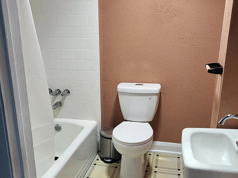 Full bathroom
