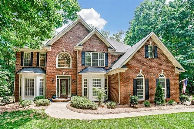 6025 Oakridge Ct