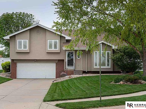 2nd image of 8222 S 68th Ct