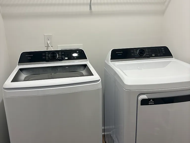 2833 Habibi Ct — Photo 14