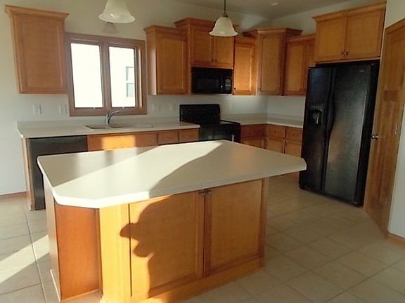 2nd image of 1855 Pink Dogwood Way