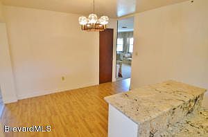 4th image of 2656 Lorna Dr