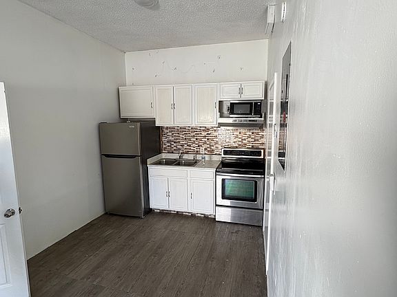 2nd image of 7225 Hiawassee Oak Dr