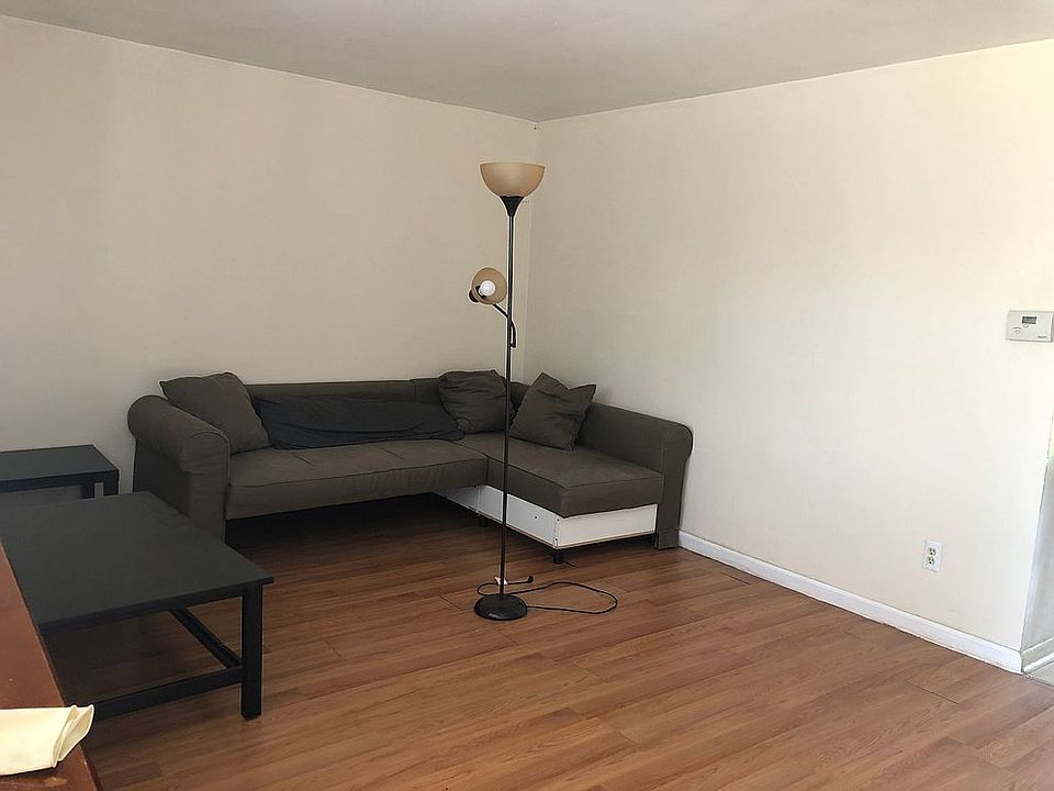 1st image of 1512 Guilford Pl