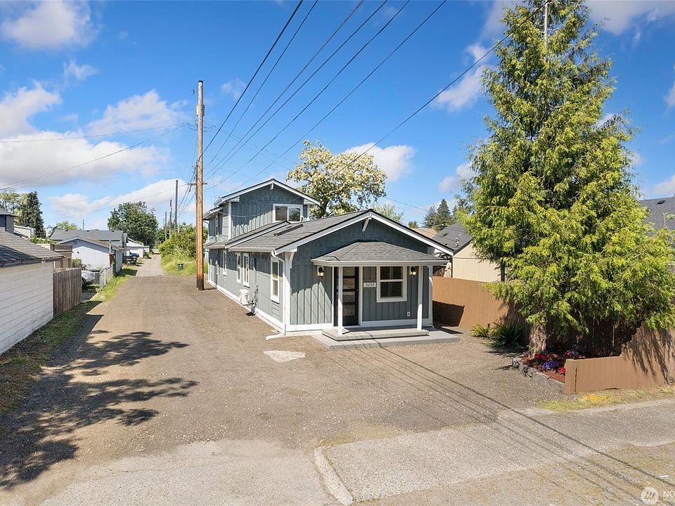 Front view of home. 2 Parking spaces in front