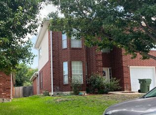 519 Blueberry Hill Ln, Mansfield, TX 76063