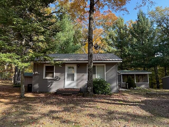1st image of 9614 S Birchwood Dr