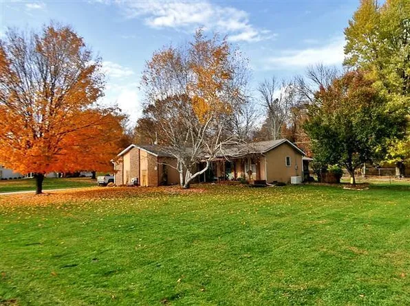 144 Warwood Dr, Granville, OH 43023