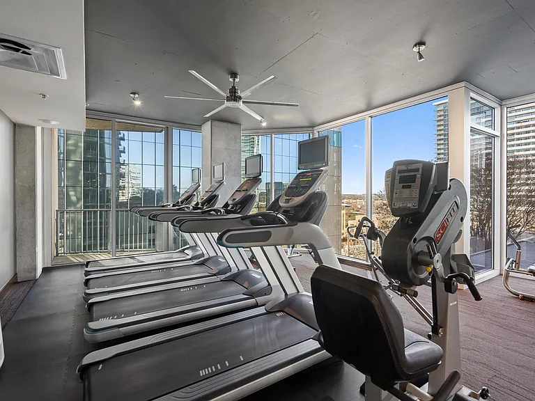 360 Nueces St #2102 — Photo 35