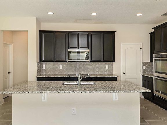 4th image of 2607 Gaspirilla Cir