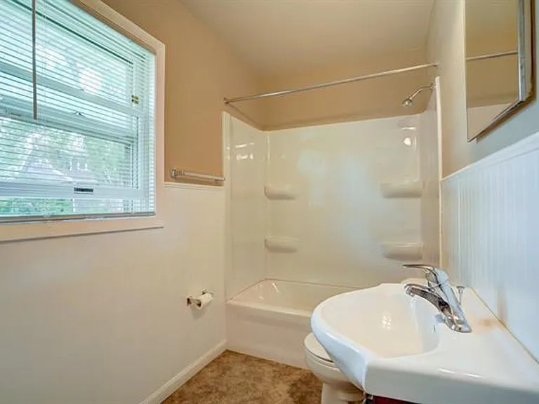 3009 Hermina St — Photo 11