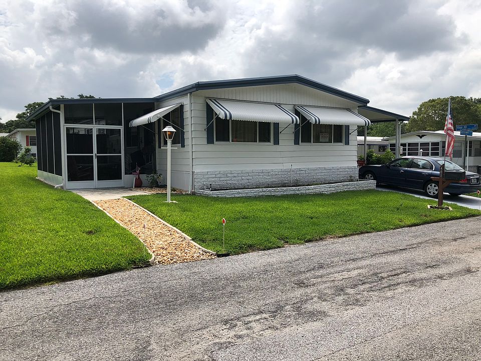 1st image of 401 Gardenwood Pl