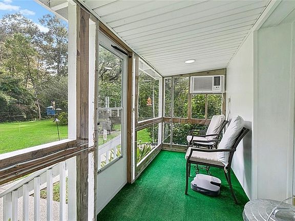 4th image of 65147 Shinglemill Rd