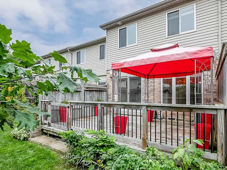 430 Mapleview Dr E #18 — Photo 45