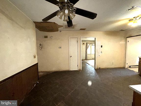 5th image of 5504 Burr Hill Rd