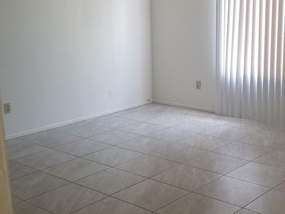 5th image of 9000 Calle Barranca