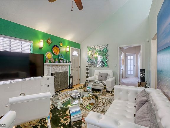 4th image of 2810 Mirage Rd