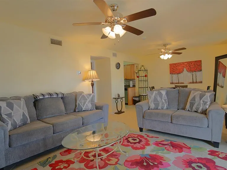 5092 Beach Dr SE #A — Photo 6