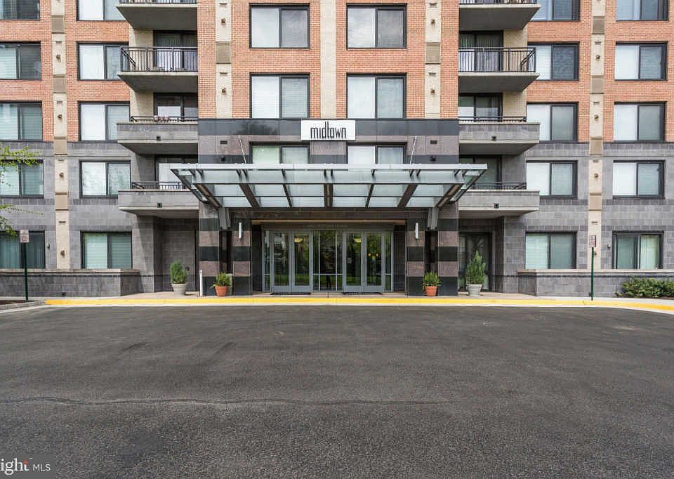 1st image of 2451 Midtown Ave #1317