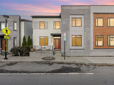 72 Charlotte St, Rochester, NY, 14607