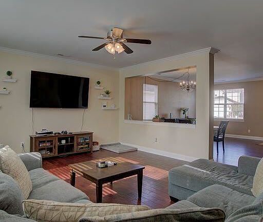 4th image of 221 Austin Creek Ct
