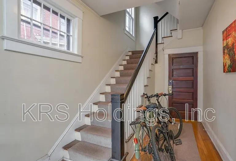 726 W Princess Anne Rd #1 — Photo 5
