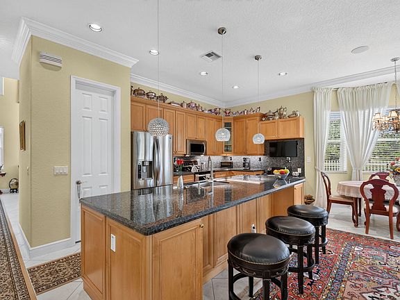 5th image of 6655 Emalyn Court