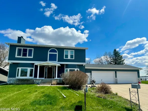 1390 Marina Bay Dr, Watertown, SD 57201