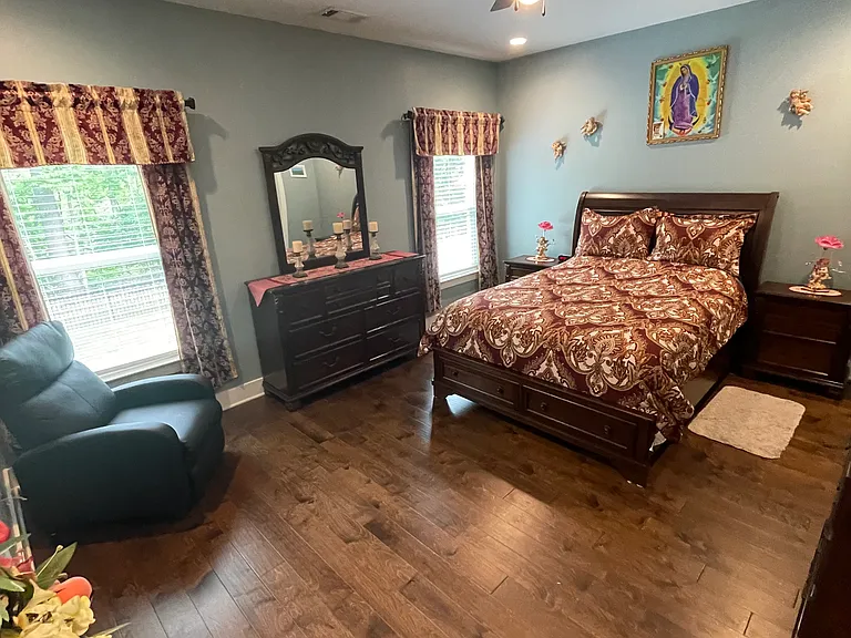 130 Hermitage Point Dr — Photo 17