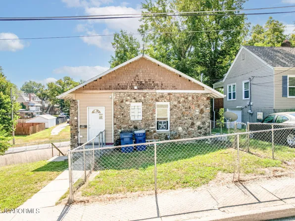 409 Marshall St, Jefferson City, MO 65101