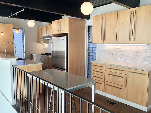 Kitchen/dining area