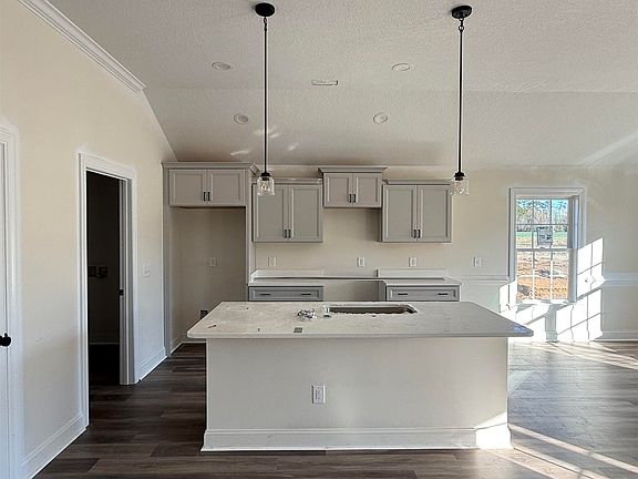 5th image of 370 Three Curve Rd. #Tupelo 2