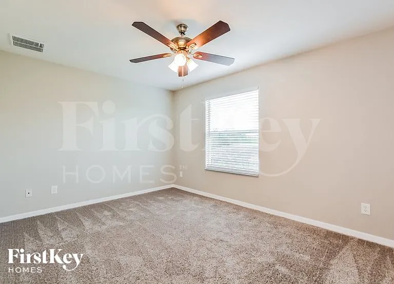733 Wildflower Rd — Photo 8