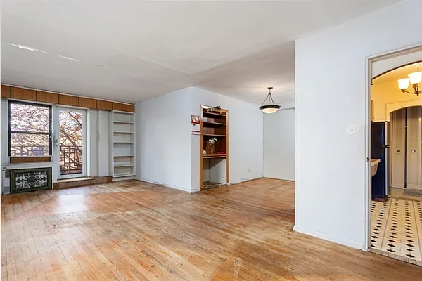 Sold by Spire Group | media 4