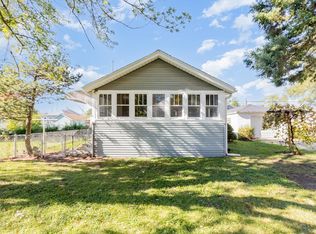 7044 Arkansas Ave, Hammond, IN 46323