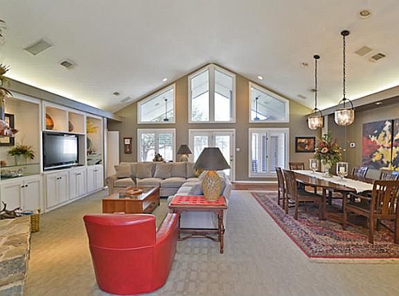 2nd image of 2819 Donnybrook Dr