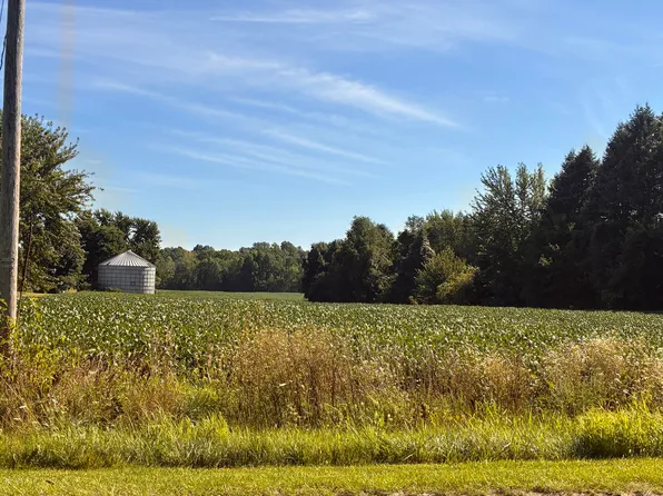 365 W County Rd, Lawrence, MI 49064