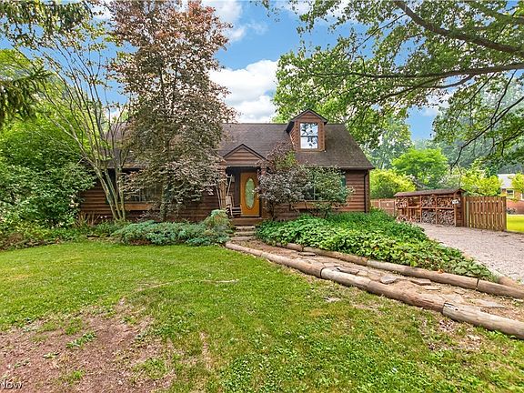 3rd image of 27341 Bagley Rd