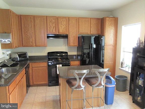 2nd image of 524 Jacobsen Dr