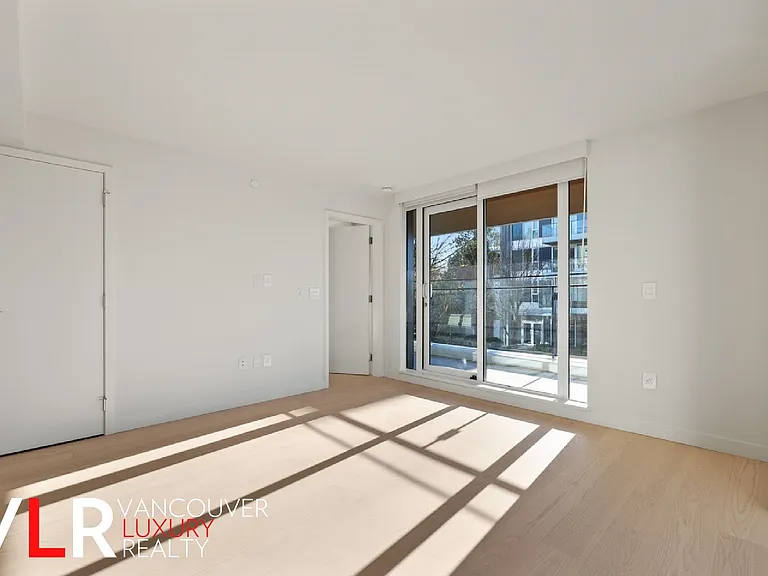 3596 W 28th Ave #203 — Photo 8