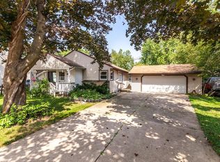 226 Milwaukee St, Neosho, WI 53059