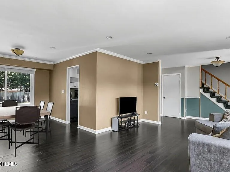 960 Green Hill Blvd — Photo 45
