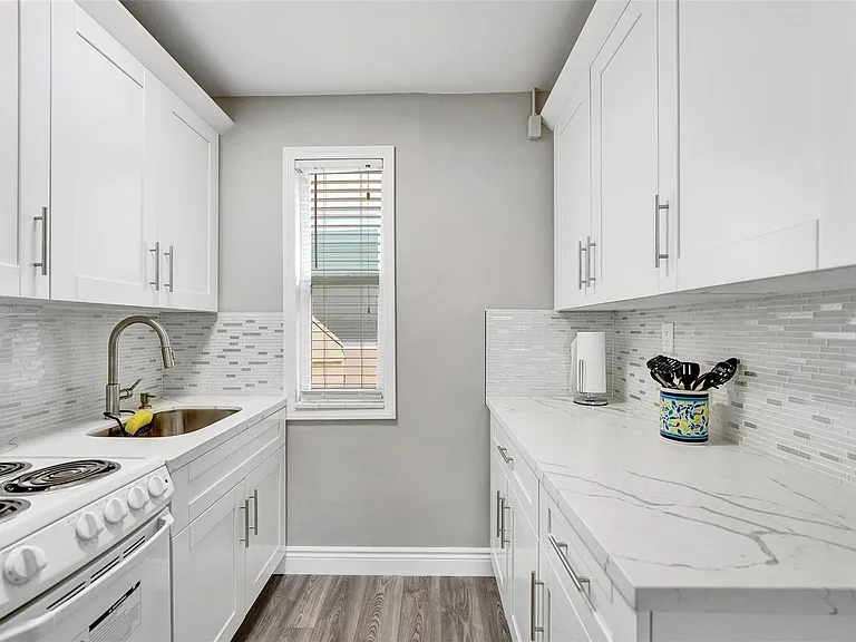 329 Connecticut St #107 — Photo 8